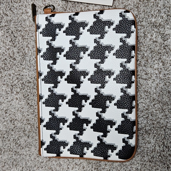 Rubie Mini Black and White Houndstooth Clutch - Picture 5 of 5